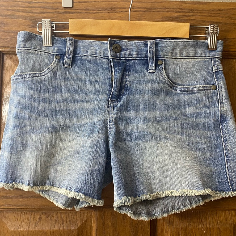 Carve Designs Denim Shorts, Size 2, Frayed Hemline